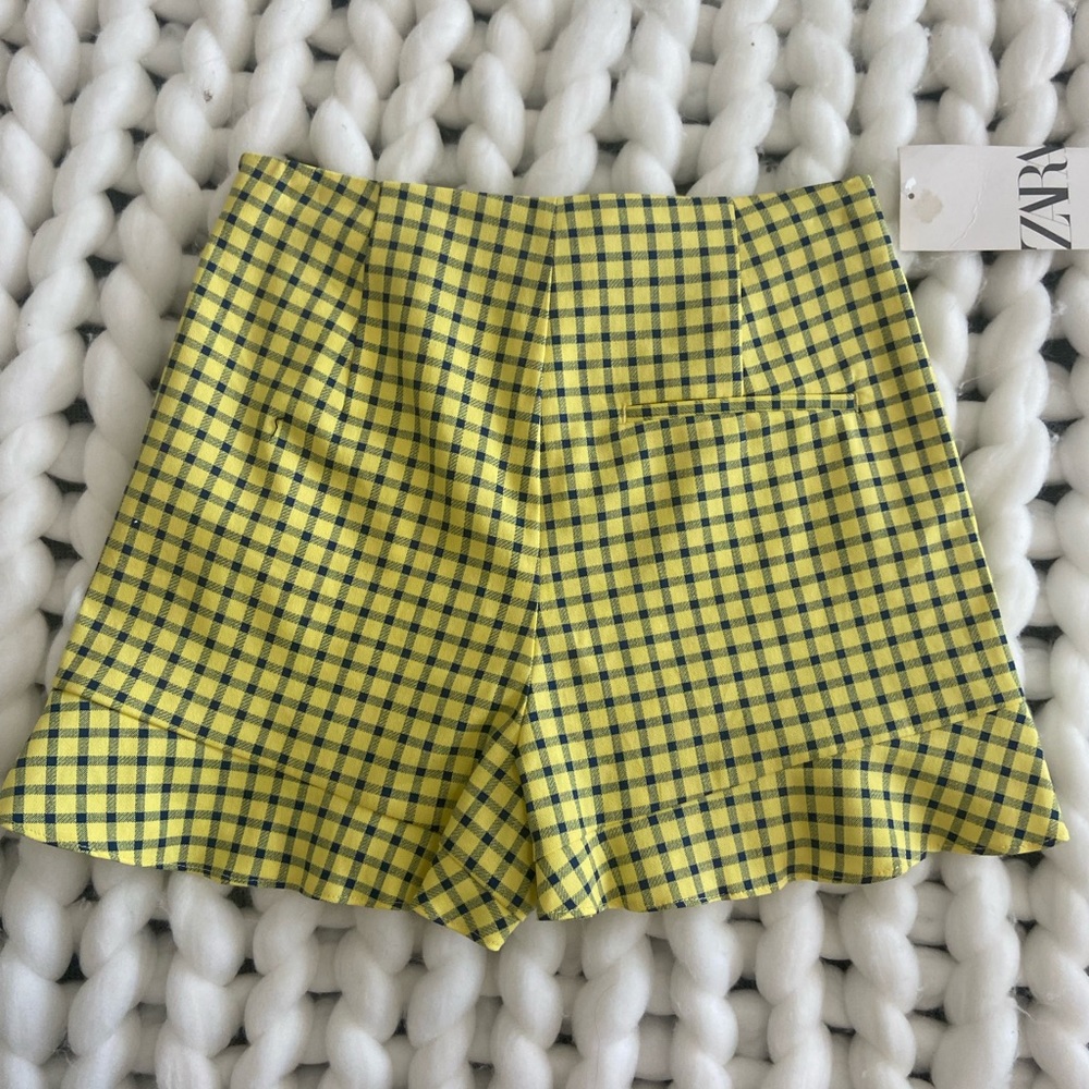 ZARA SHORTS - Picture 3 of 5
